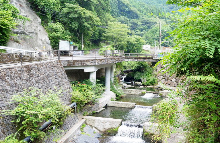 かわかみ源流ツーリズム » 井氷鹿の里・もりもり館